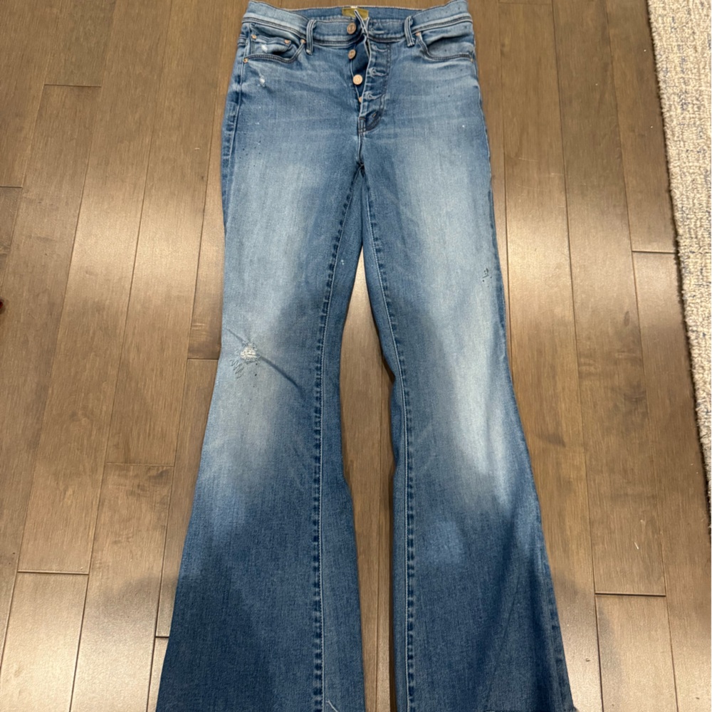 MOTHER Flare Jeans in Faded Blue